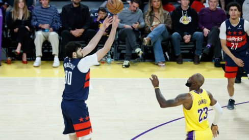 KRALJ ZADIVIO BIVŠEG IGRAČA PARTIZANA! DŽejms može i bez Luke! Ne pomažu ni Tristanove magije!