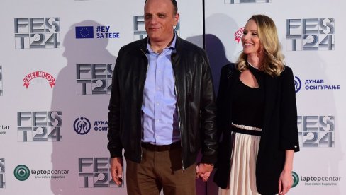 ТРИ ПУТА ЈУ ЈЕ ПРОСИО, ВЕНЧАЛИ СЕ, РАЗВЕЛИ СЕ ПА СЕ ПОМИРИЛИ: Љубавна прича нашег глумачког пара је прави ролеркостер