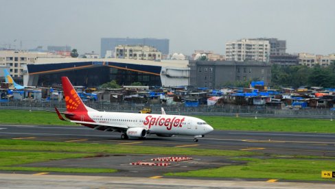 ZBOG SKOKA CENA NAFTE: Indija povećava cene goriva za međunarodne letove