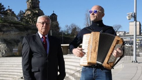 BEOGRAD OVO ČEKA VIŠE OD PET DECENIJA: Milanče Radosavljević zakazao prvi solistički koncert u prestonici (FOTO)