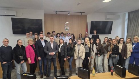 ПРИЈТЕЉСТВО БЕЗ ГРАНИЦА: Средњошколци из Зенице гости Врњачке Бање