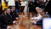 ВУЧИЋ ПОЧЕО КОНСУЛТАЦИЈЕ: Председник разговара са представницима Странке правде и помирења