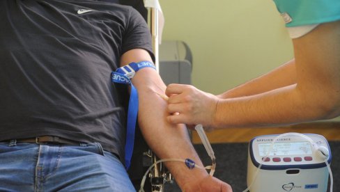 PRIKUPLJENE 53 JEDINICE: Na vrnjačkom Fakultetu održana akcija dobrovoljnog davalaštva krvi