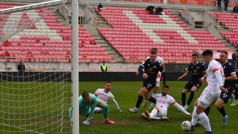 НИШ ТУГУЈЕ: Раднички доживео оно чега су се мераклије прибојавале! (ВИДЕО)