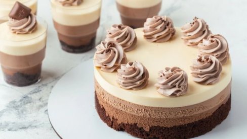 POSNA TORTA KOJA SE NE PEČE: Gotova je za 25 minuta