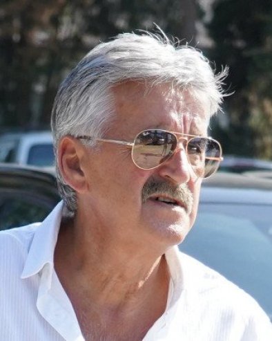 БОСАНАЦ ЈЕ ЗАВРШИО ТЕЖАК ДРЖАВНИ ФАКУЛТЕТ: Податак о музичару који многи нису знали