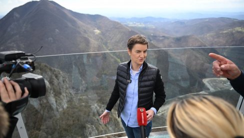 BRNABIĆ OBIŠLA VIDIKOVAC NA KABLARU: Očekujemo upotrebnu dozvolu za mesec dana