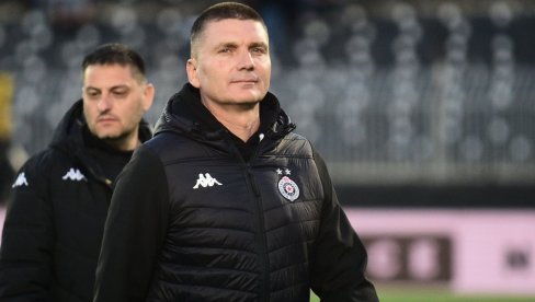 TO POJAČAVA FRUSTRACIJU: Srđan Blagojević nezadovoljan posle utakmica Partizan - Čukarički