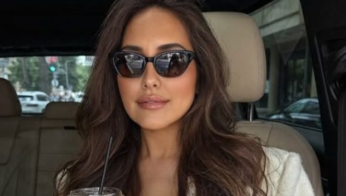 ПОЗНАТА ПЕВАЧИЦА ПОСТАЛА МАМА ПО 2. ПУТ: Родила ћерку у 41. години