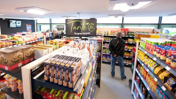 ПРАЗНИ ИЗЛОЗИ ШИРОМ НЕМАЧКЕ: Трговина пред историјским сломом, угашено 70.000 продавница