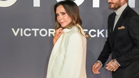 VIKTORIJA BEKAM POSTALA PLAVUŠA: Velika promena supruge Dejvida Bekama (FOTO)