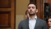 NASTAVLJA SE RAT BLOKADERA: Okačili Grbovića, a on izneo niz uvreda