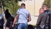 POGLEDAJTE SNIMAK HAPŠENJA MALOLETNOG UBICE IZ OBRENOVCA: Petorica policajaca ga savladala - Motorom se vratio na mesto zločina (VIDEO)