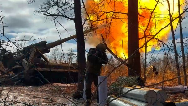 ОВО КОЧИ КРАЈ РАТА Најближи сарадник Зеленског открива: Украјина и Русија крећу ка мировном споразуму