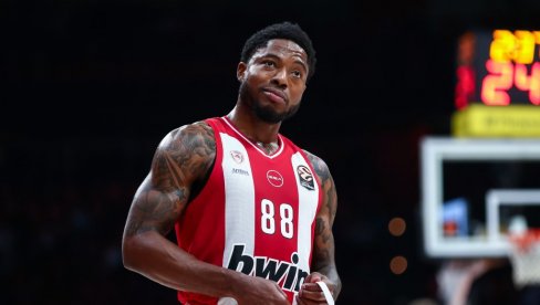 NE SMIRUJU SE STRASTI: Panatinaikos podneo prijavu protiv bivšeg košarkaša Partizana zbog pokazivanja srednjeg prsta navijačima zelenih