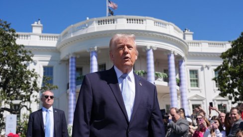 „ОВОГA ТРЕБА УКЛОНИТИ SA POLOŽAJA“: Трампови противници називају америчког председника лудим након што су претили Ирану