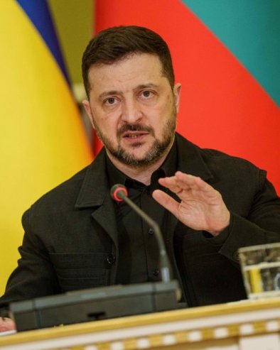 РАТ БЕЗ ЉУДИ? Зеленски тврди - роботи пишу историју тамо где чизма више не сме да крочи