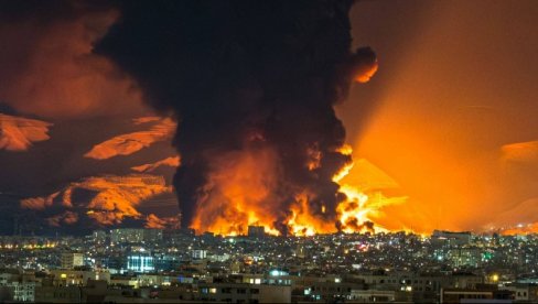 IRAN PRISTAO DA ODLOŽI RAZORNI NAPAD NA DVE NEDELJE: Eksplozije kod američke ambasade; Teheran žestoko preti