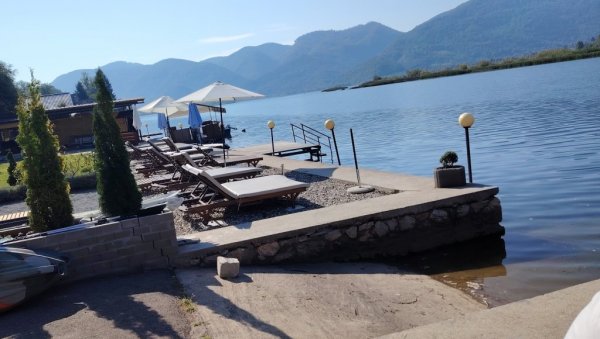 ЈЕСТЕ ЛИ НЕКАД БИЛИ У ПОДЗЕМНОМ ГРАДУ КАРАЂОРЂЕВИЋА? Мали Острог, Орловине, Дрина, језеро... - драгуљи малозворничког краја (ФОТО)