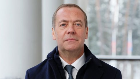 Rusija nastavlja put pobednika: Poruka Medvedeva uoči Dana pobede