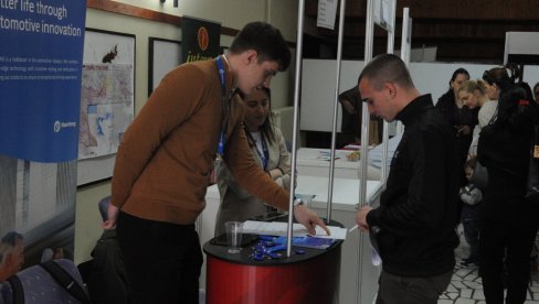 PONUĐENO 1.500 RADNIH MESTA: U Kraljevu održan tradicionalni Sajam zapošljavanja