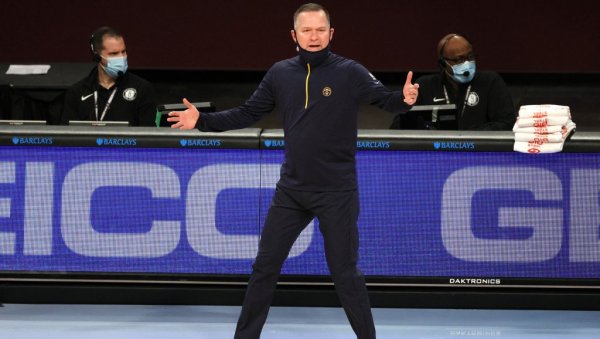 ЗВАНИЧНО! Мајк Мелоун има нови посао