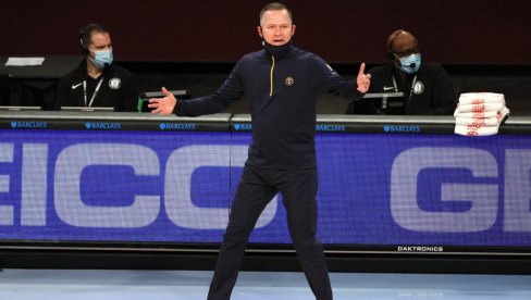 ЗВАНИЧНО! Мајк Мелоун има нови посао