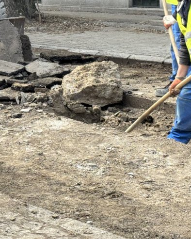 РАДОВИ У ТАКОВСКОЈ ДО 30. АПРИЛА: Укида се и друго аутобуско стајалиште