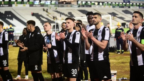 Prenos, Partizan - Železničar: Sreća za crno-bele