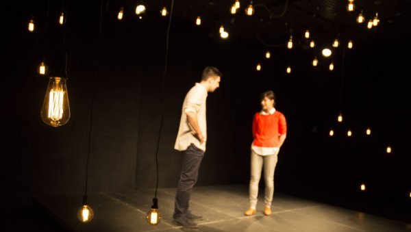 ОБЕЛЕЖАВАЊЕ ЈОШ ЈЕДНОГ ЈУБИЛЕЈА: Десет година играња представе „Констелације“ у Атељеу 212