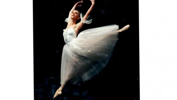 ГАЛА КОНЦЕРТ БАЛЕТСКЕ АКАДЕМИЈЕ ИЗ БУДИМПЕШТЕ У НОВОМ САДУ: Млади играчи на Великој сцени СНП