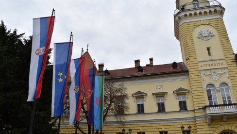 KIKINDA I ČOKA ISTAKLE ROMSKE ZASTAVE: Zvanični obeležavanje Svetskog dana Roma