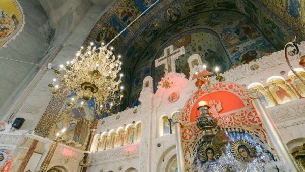 ДАНАС ЈЕ ВЕЛИКИ ЧЕТВРТАК: Једну ствар не смете никако да радите, а обичаји се разликују широм Србије