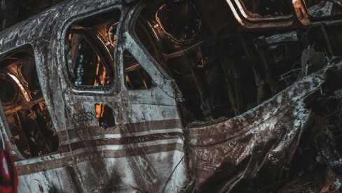 АВИОН СЛЕТЕО, ПА СЕ ЗАПАЛИО: Трагедија на писти, две особе страдале
