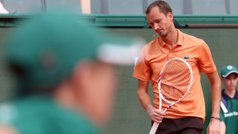 NEZAPAMĆENA BRUKA U MONTE KARLU! Evo šta je uradio Danil Medvedev nakon šamara o kome bruji teniski svet