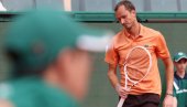 NEZAPAMĆENA BRUKA U MONTE KARLU! Evo šta je uradio Danil Medvedev nakon šamara o kome bruji teniski svet