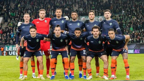 Лагано долази: Тип предлог за сигурица тикет са три реалне квоте