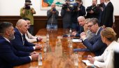 ВУЧИЋ НАСТАВИО КОНСУЛТАЦИЈЕ: Почео разговор  Вучића са представницима СНС-а (ФОТО)