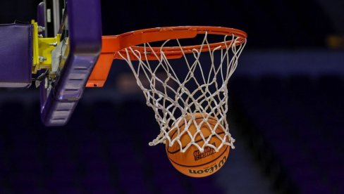 ZVEZDA POKORILA VALENSIJU: Crveno-beli krenuli po trofej u Šangaju