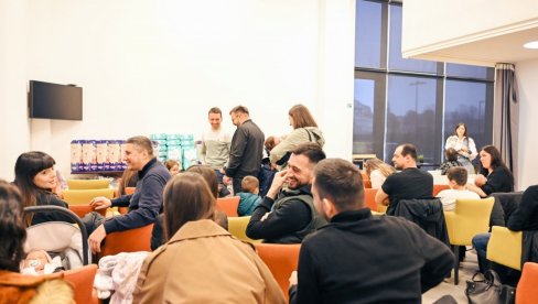 БЕБИ-ПАКЕТИ И АУТОСЕДИШТА: За новорођене бебе у Свилајнцу