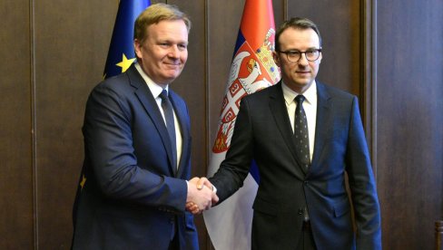 PETKOVIĆ SA SORENSENOM: Jednostrani potezi Prištine ne doprinose normalizaciji odnosa