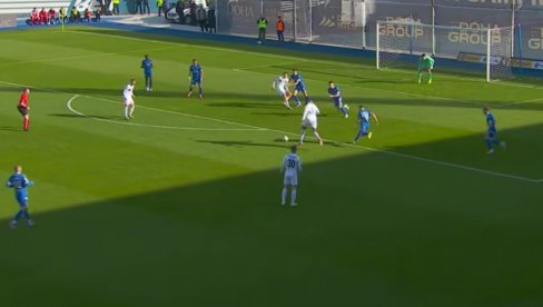 ПРЕНОС, НОВИ ПАЗАР - ПАРТИЗАН: Невероватно, шта се ово дешава у Пазару (ВИДЕО)