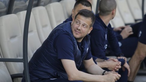 GROBARI GLEDAJU I NE VERUJU: Ovo je Nenad Lalatović poručio minut posle meča Novi Pazar - Partizan