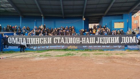 KARABURMA OBOJENA U PLAVO, PA U ZLATNO: Spektakl na povratku OFK Beograda na Omladinski stadion (VIDEO)