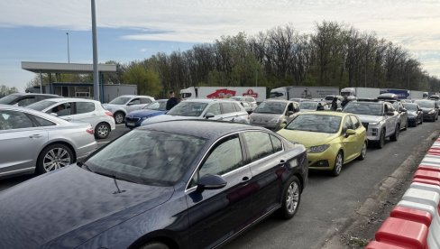 Колапс на граници са Србијом: Камиони стоје по 4 сата