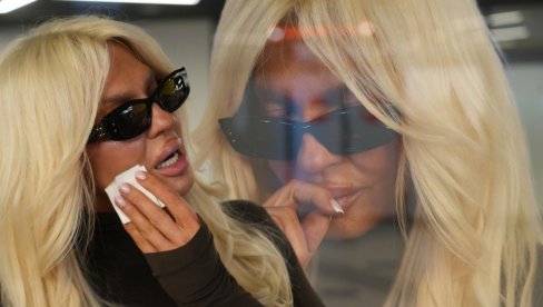 IZDAO ME JE NA VELIKI PETAK Karleuša stavila tačku: Borila sam se za njega - oprosti mu Oče, ne zna šta čini