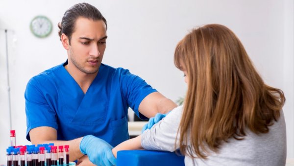 КОЛИКО ЧЕСТО БИ ТРЕБАЛО РАДИТИ КРВНУ СЛИКУ И БИОХЕМИЈУ: Много фактора је битно, али ови су кључни