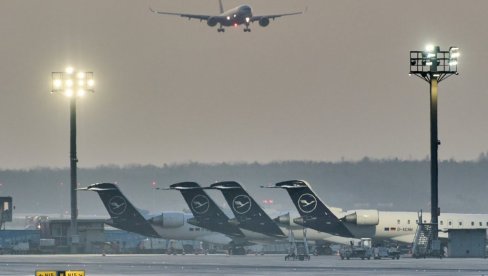 Neizvesno leto pred nama: Rat na Bliskom istoku „prizemljuje” turiste, cene karata lete u nebo