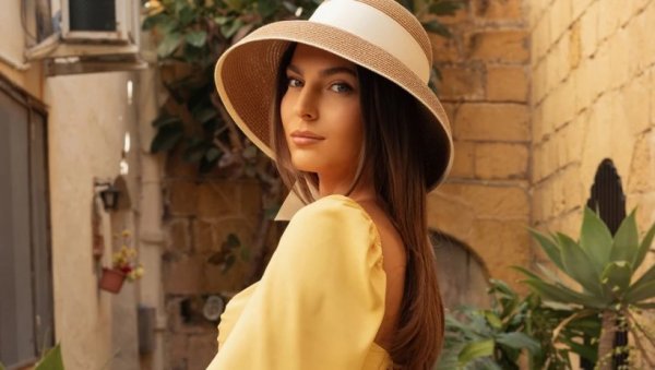 НАПРАВИЛА ОЗБИЉНИ ЗАОКРЕТ, А О ОВОМЕ ЈЕ ЋУТАЛА: Џејла Рамовић у строгој тајности боравила на Малти (ФОТО)