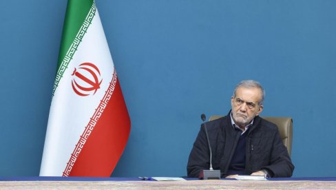 ИНТЕРНЕТ СЕ ВРАЋА У ИРАНУ: Пезешкијан преломио
